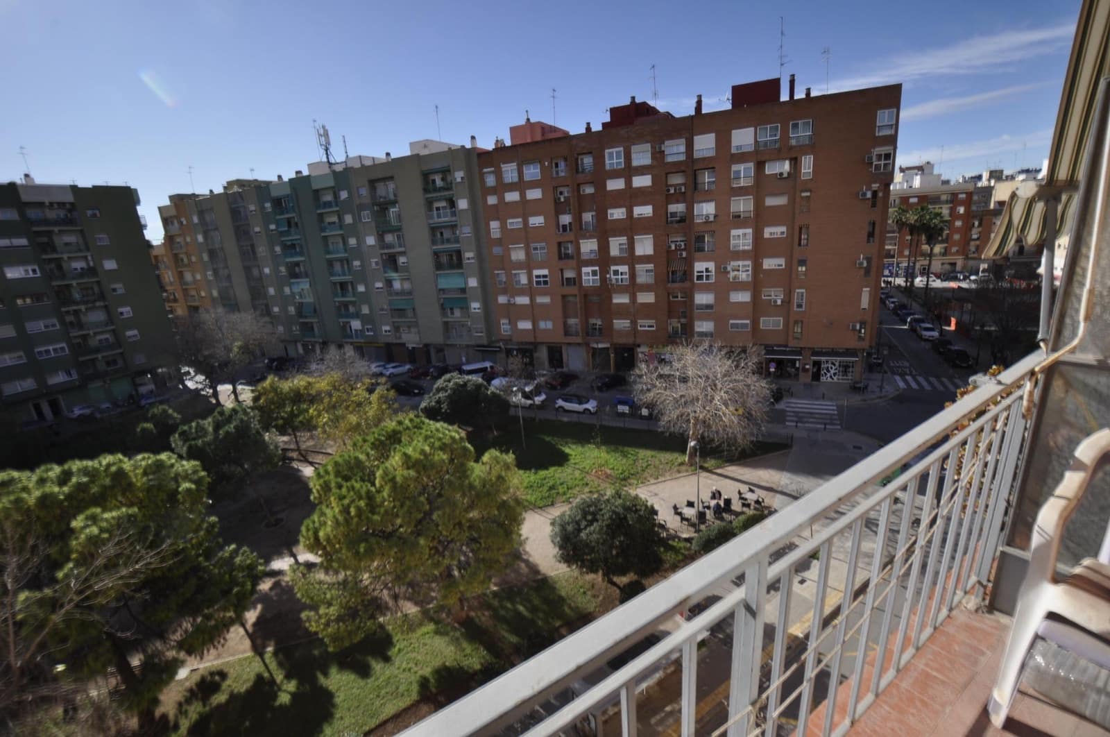 4 sovrum Lägenhet till salu i Valencia stad - 185 000 € (Ref: 9481230)
