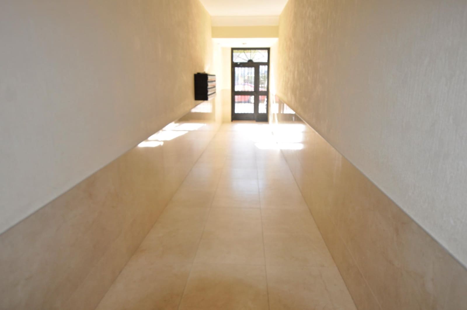 4 sovrum Lägenhet till salu i Valencia stad - 185 000 € (Ref: 9481230)