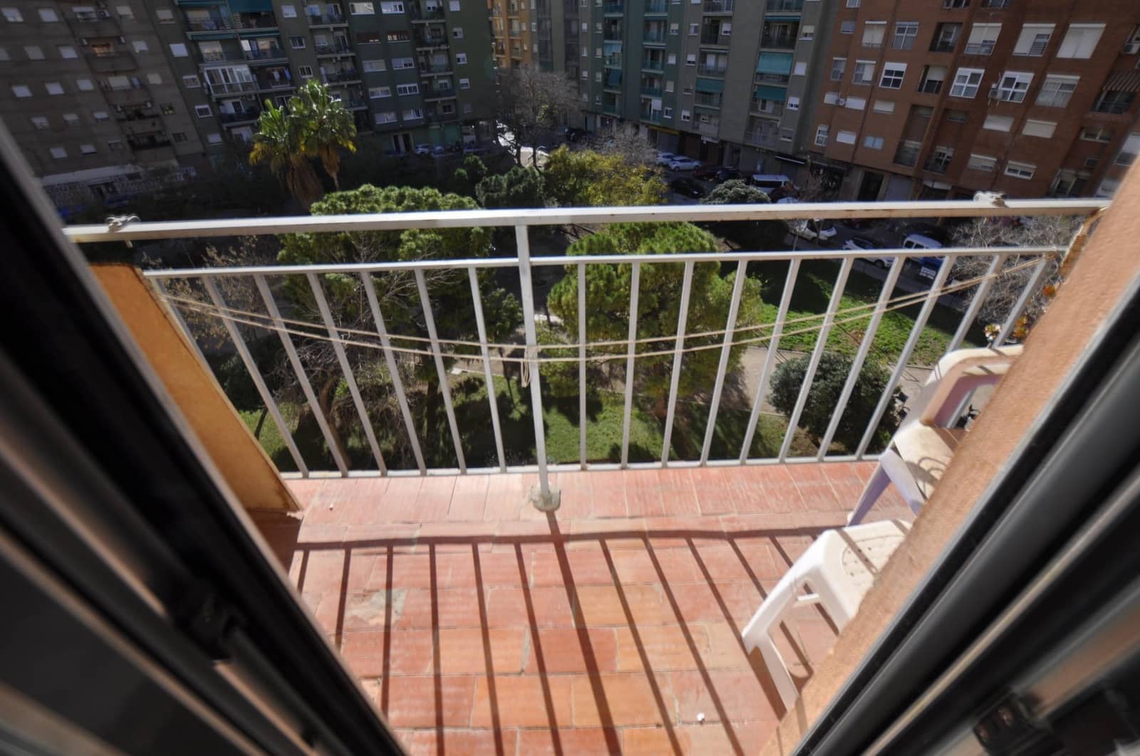 4 sovrum Lägenhet till salu i Valencia stad - 185 000 € (Ref: 9481230)