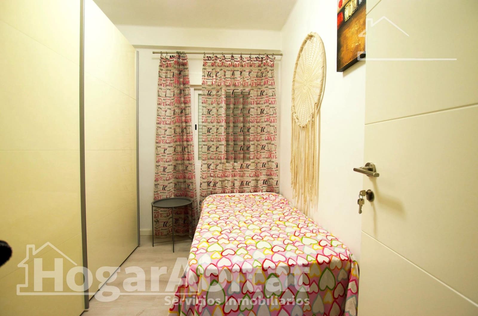 3 bedroom Flat for sale in Oliva - € 165,000 (Ref: 9481236)