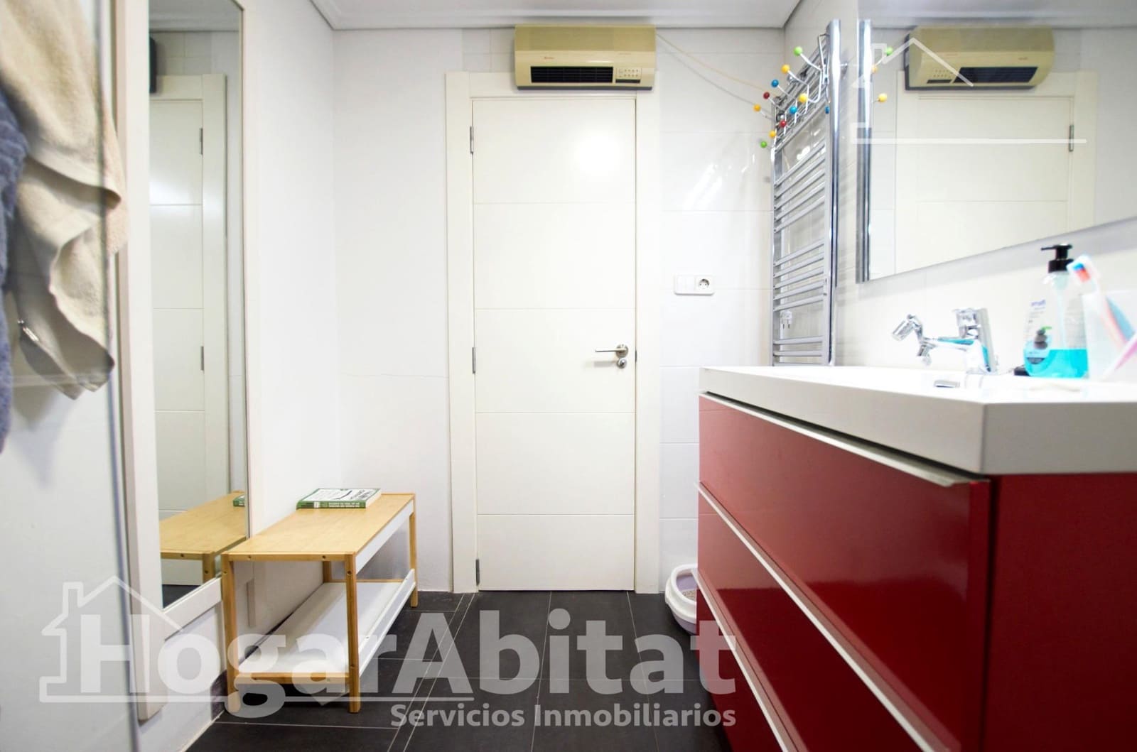 3 bedroom Flat for sale in Oliva - € 165,000 (Ref: 9481236)