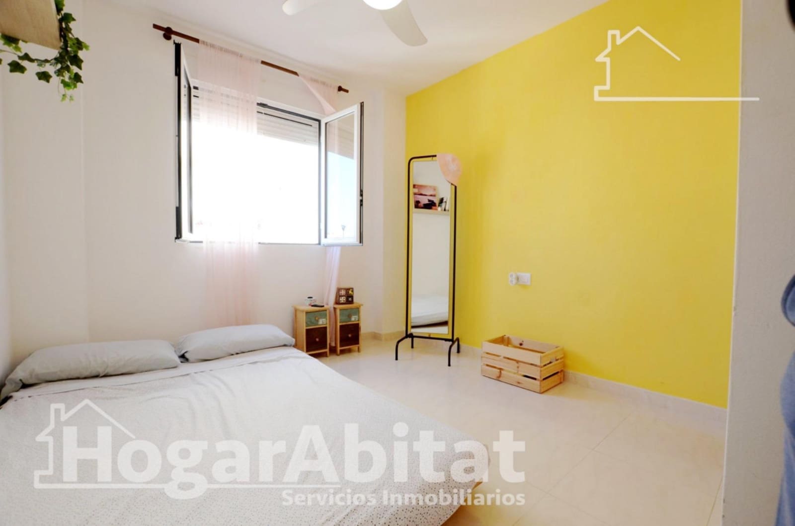 3 bedroom Flat for sale in Oliva with garage - € 225,000 (Ref: 9481237)