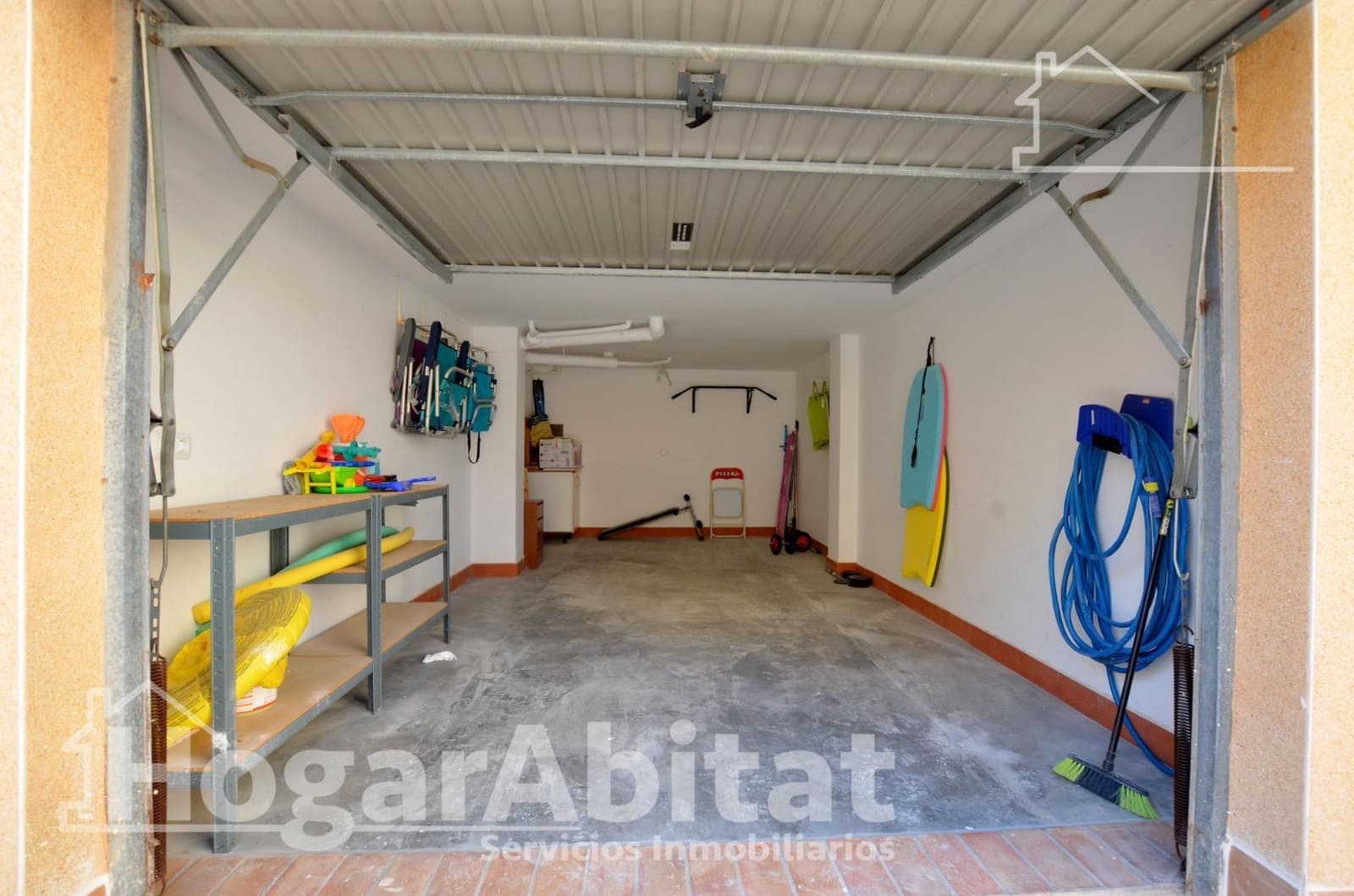 3 bedroom Flat for sale in Oliva with garage - € 225,000 (Ref: 9481237)