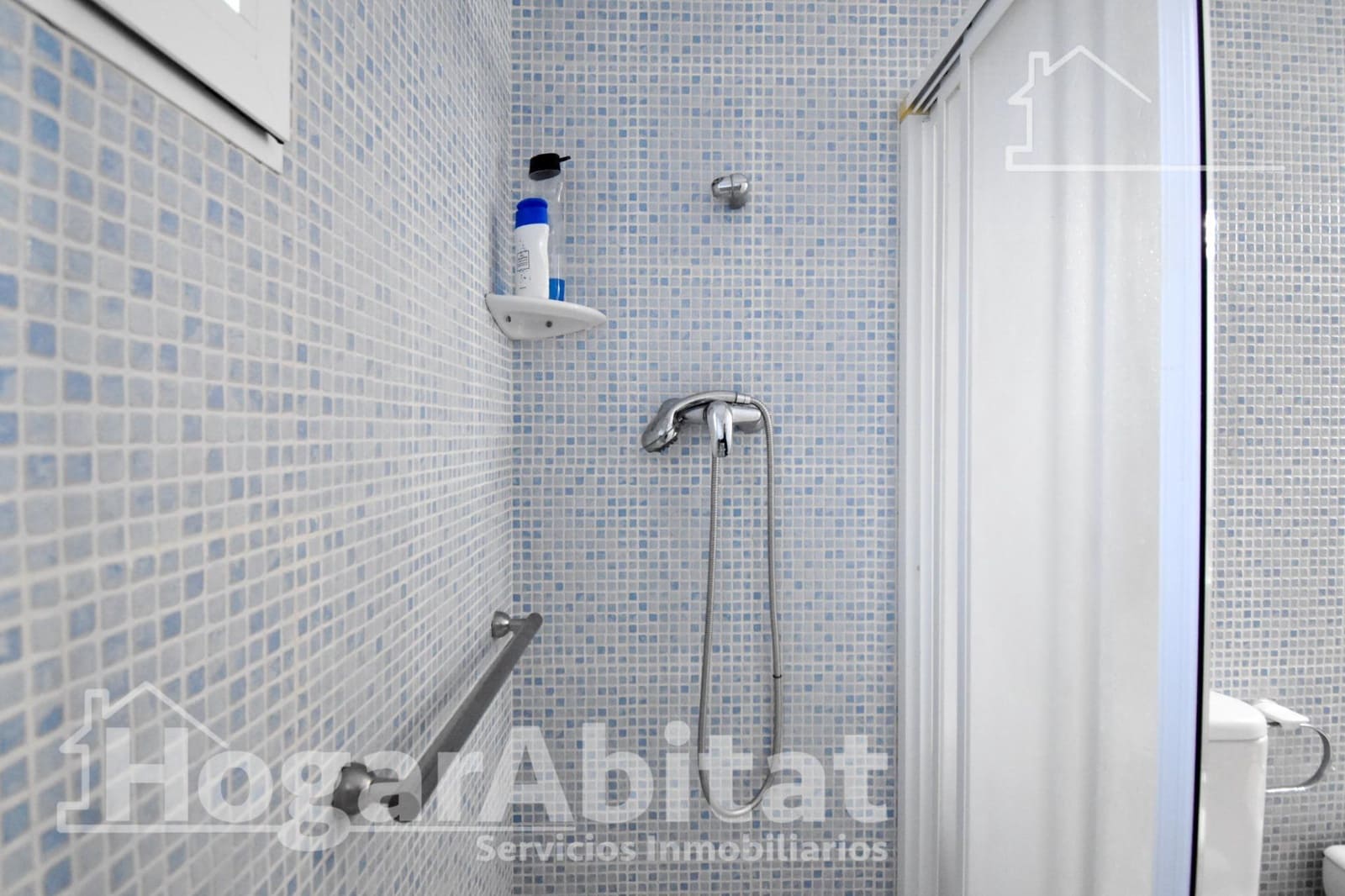 5 bedroom Villa for sale in Oliva with pool garage - € 320,000 (Ref: 9481238)