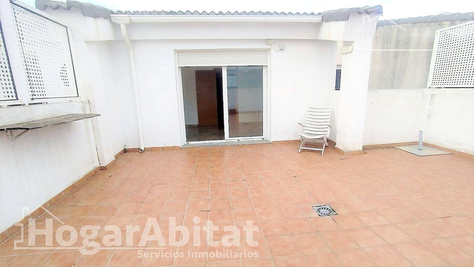 4 bedroom Penthouse for sale in Gandia with garage - € 380,000 (Ref: 9481239)