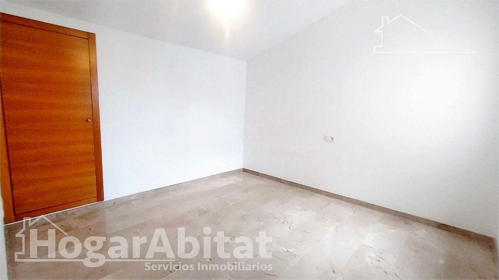 4 bedroom Penthouse for sale in Gandia with garage - € 380,000 (Ref: 9481239)