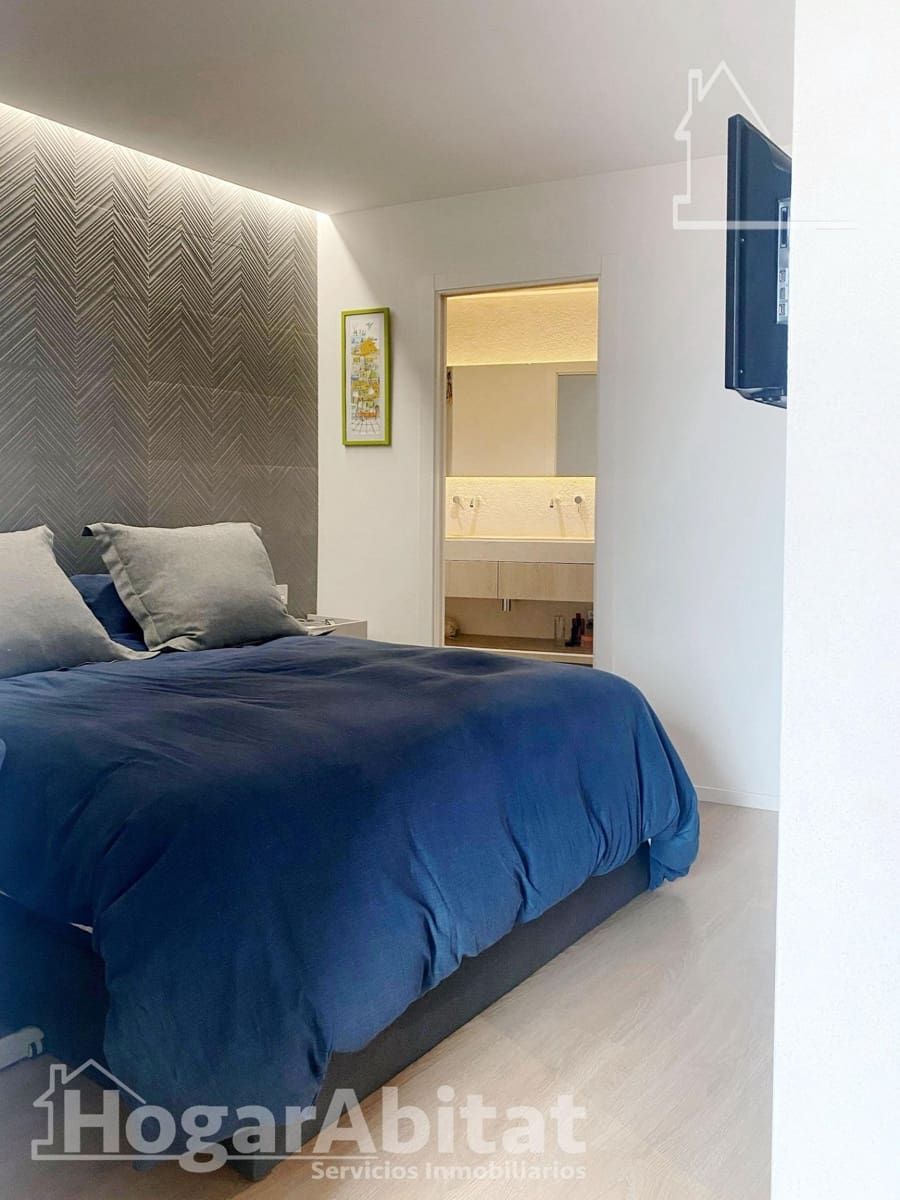 3 soverom Penthouse til salgs i Castello de la Plana med garasje - € 285 000 (Ref: 9481242)