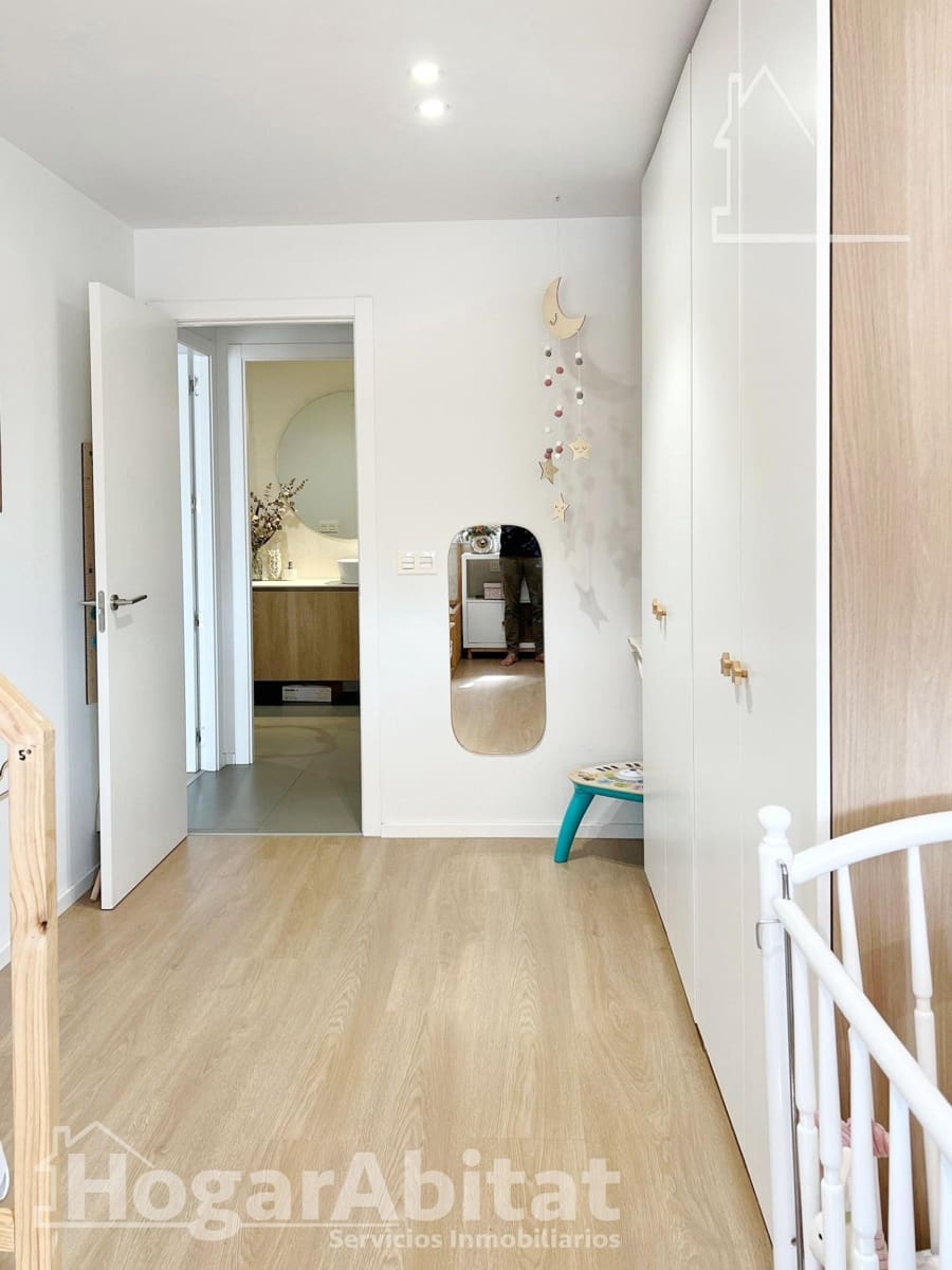 3 soverom Penthouse til salgs i Castello de la Plana med garasje - € 285 000 (Ref: 9481242)