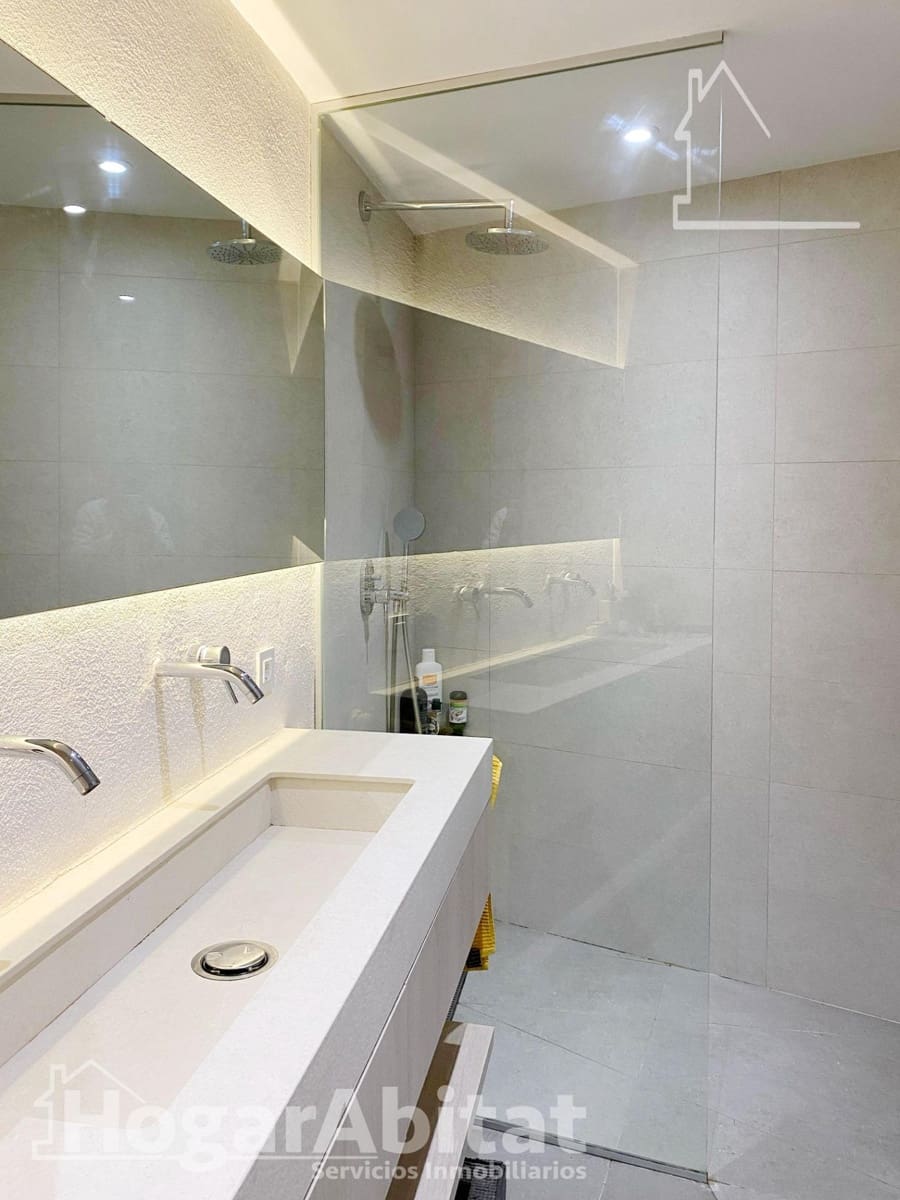 3 soverom Penthouse til salgs i Castello de la Plana med garasje - € 285 000 (Ref: 9481242)