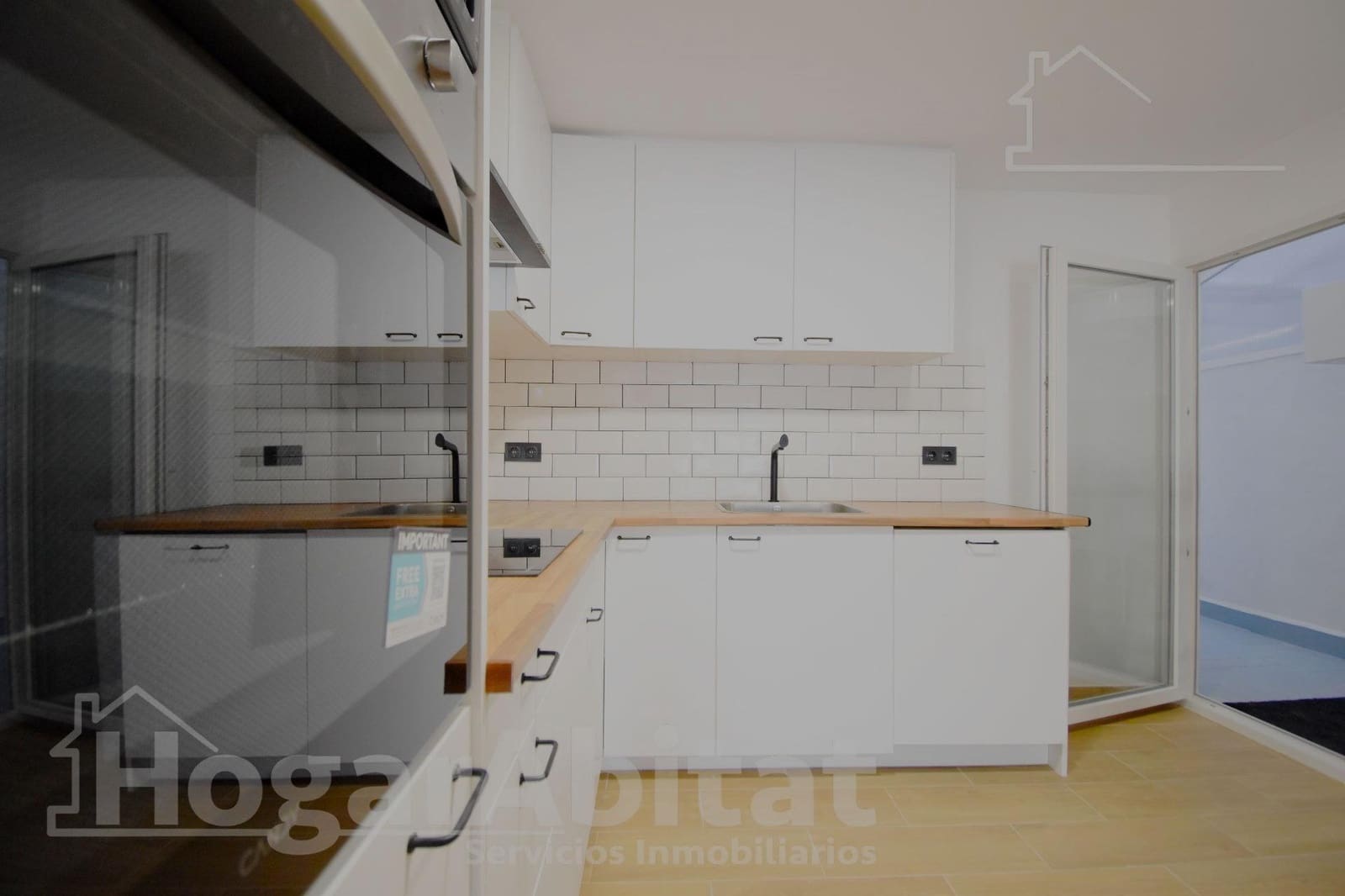 Piso de 3 habitaciones en Oliva en venta - 137.000 € (Ref: 9481248)