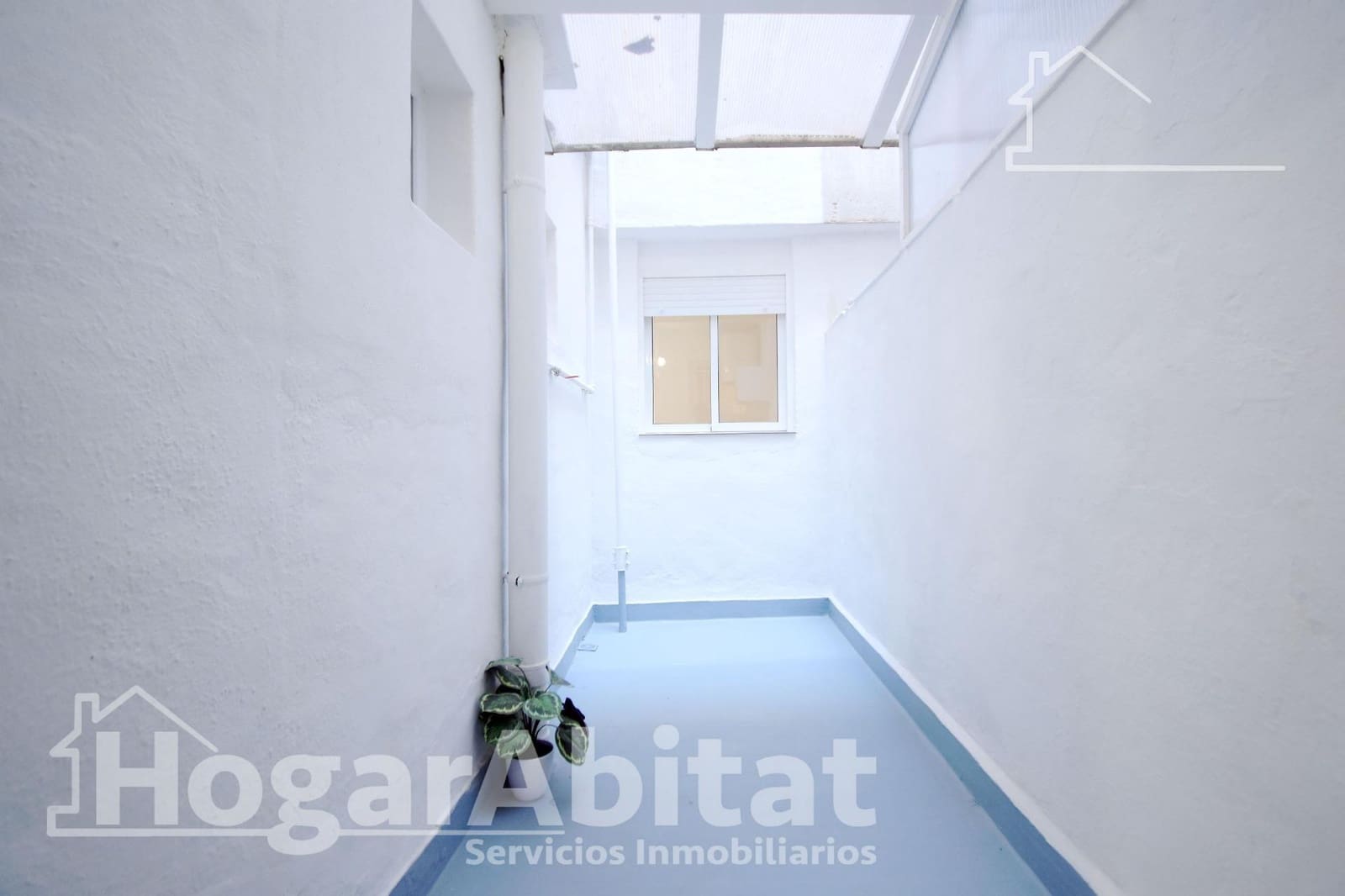 Piso de 3 habitaciones en Oliva en venta - 137.000 € (Ref: 9481248)