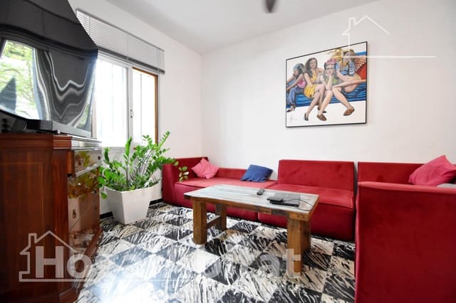 5 soverom Hus til salgs i Oliva med garasje - € 220 000 (Ref: 9481250)