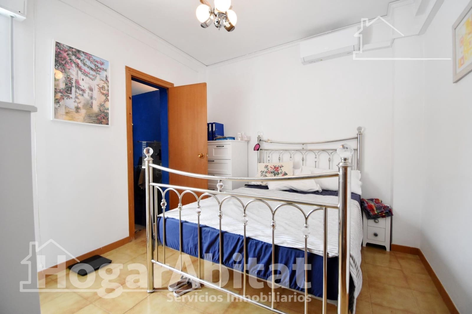 5 bedroom Townhouse for sale in Oliva with garage - € 220,000 (Ref: 9481250)