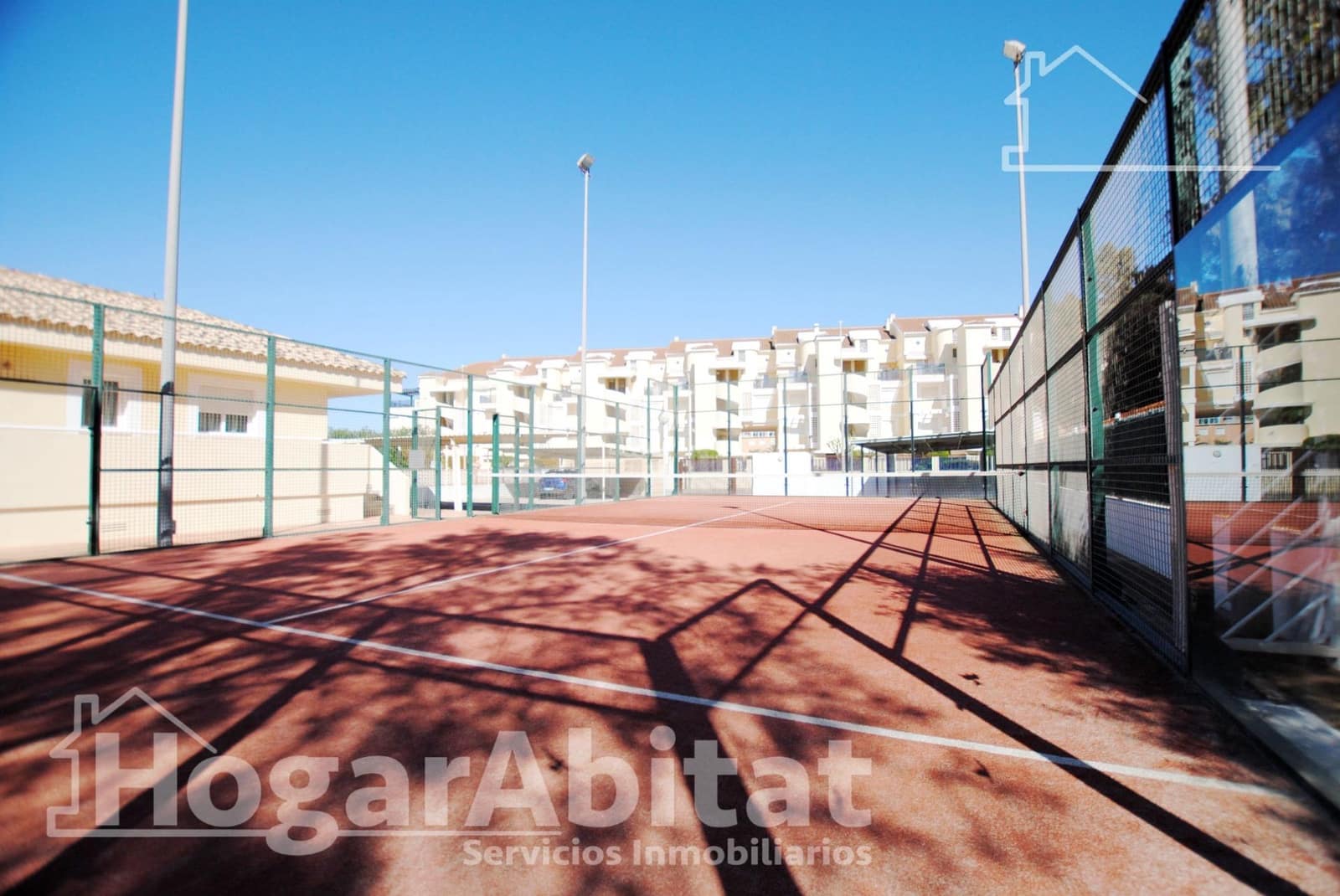 2 soverom Leilighet til salgs i Denia med svømmebasseng garasje - € 435 000 (Ref: 9482076)