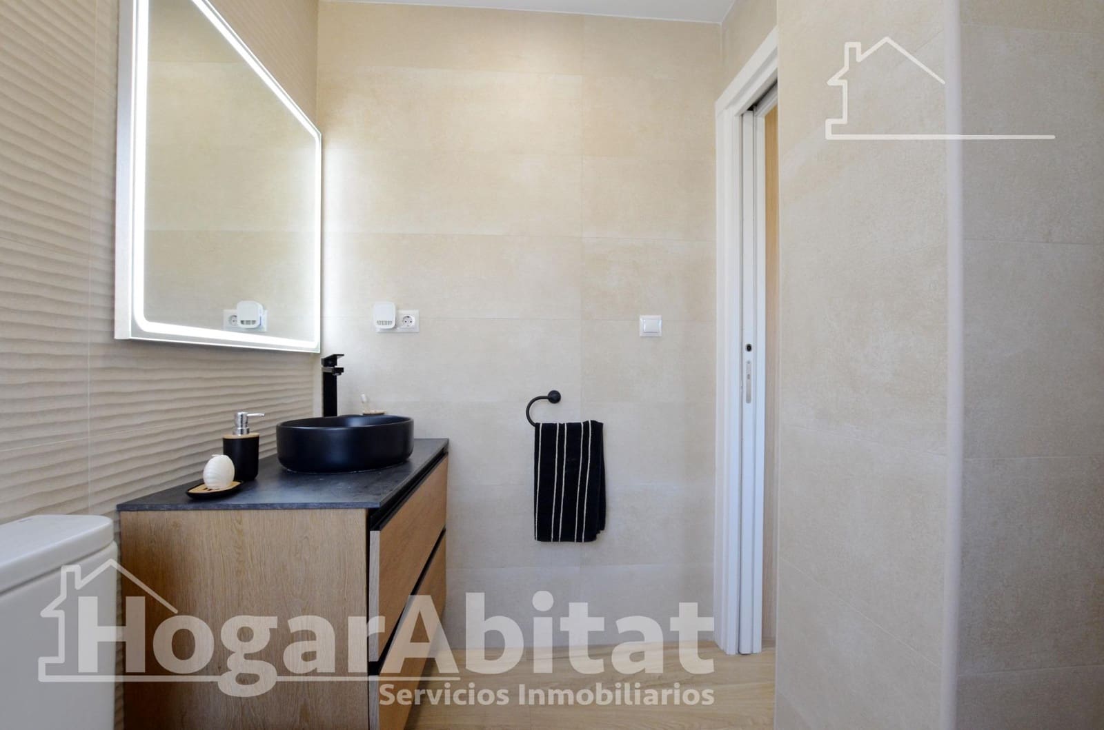 3 Zimmer Wohnung zu verkaufen in Oliva mit Garage - 215.000 € (Ref: 9483535)