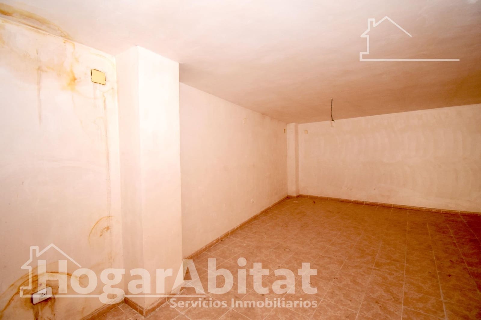 Commercial for sale in Almassora / Almazora - € 125,000 (Ref: 9483539)