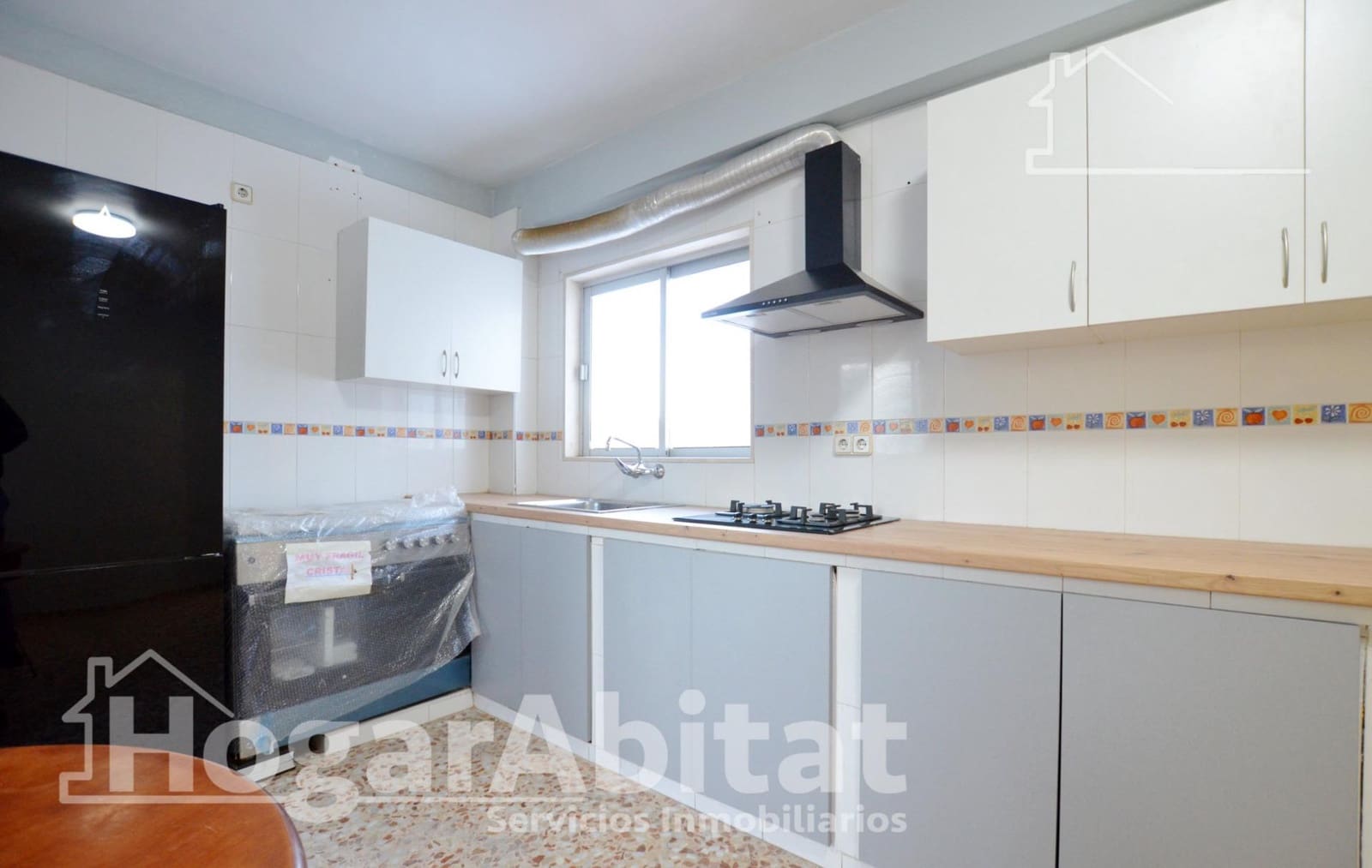 4 bedroom Flat for sale in Oliva - € 93,000 (Ref: 9483541)