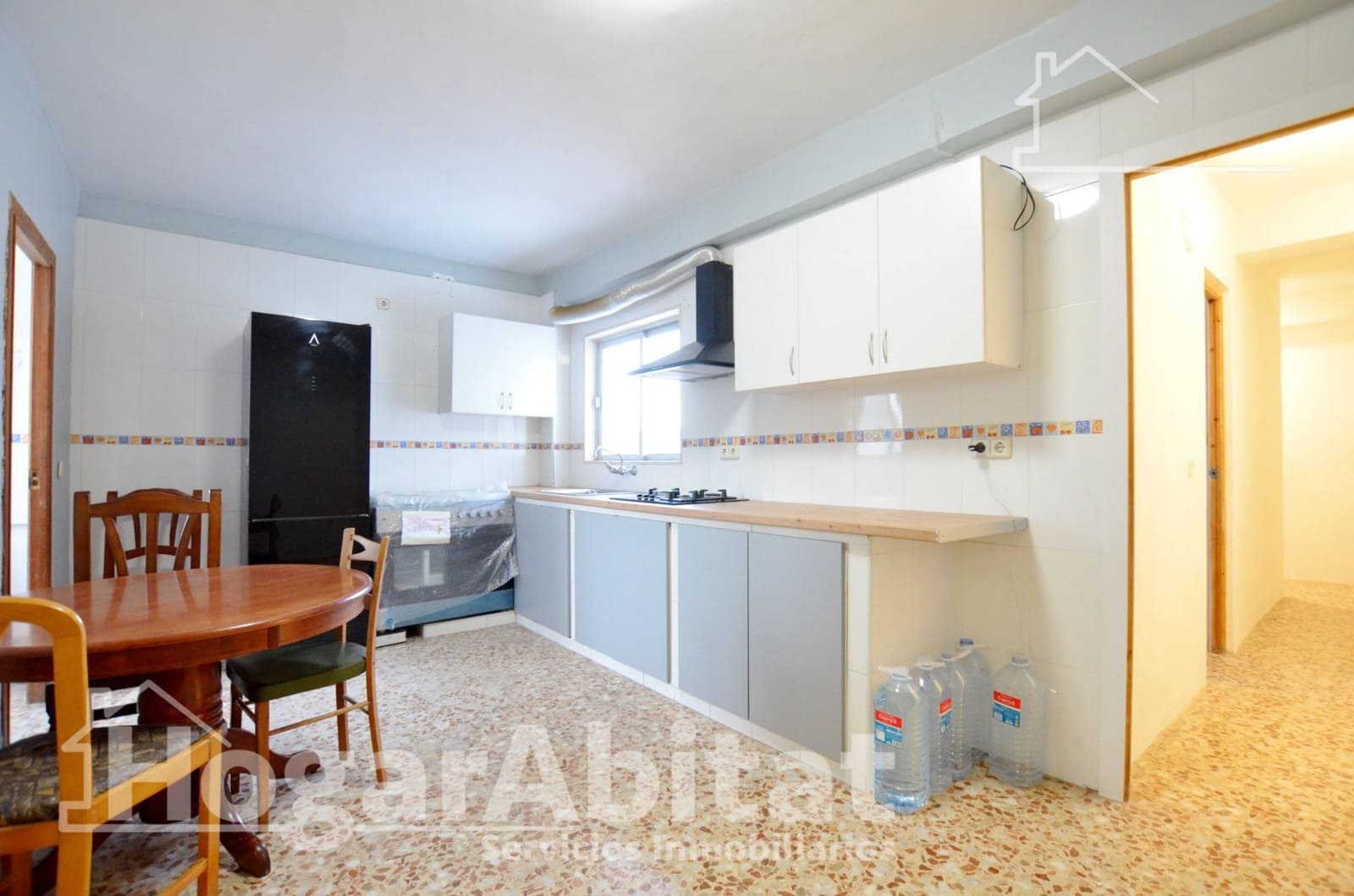 4 bedroom Flat for sale in Oliva - € 93,000 (Ref: 9483541)