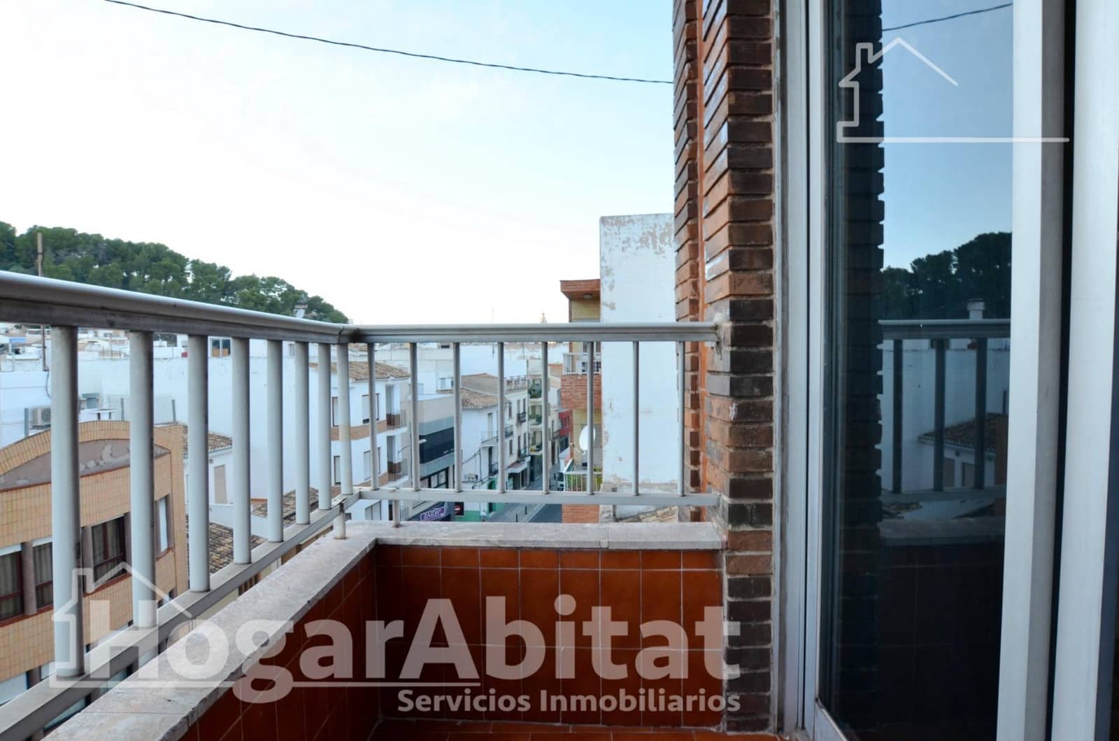 4 bedroom Flat for sale in Oliva - € 93,000 (Ref: 9483541)