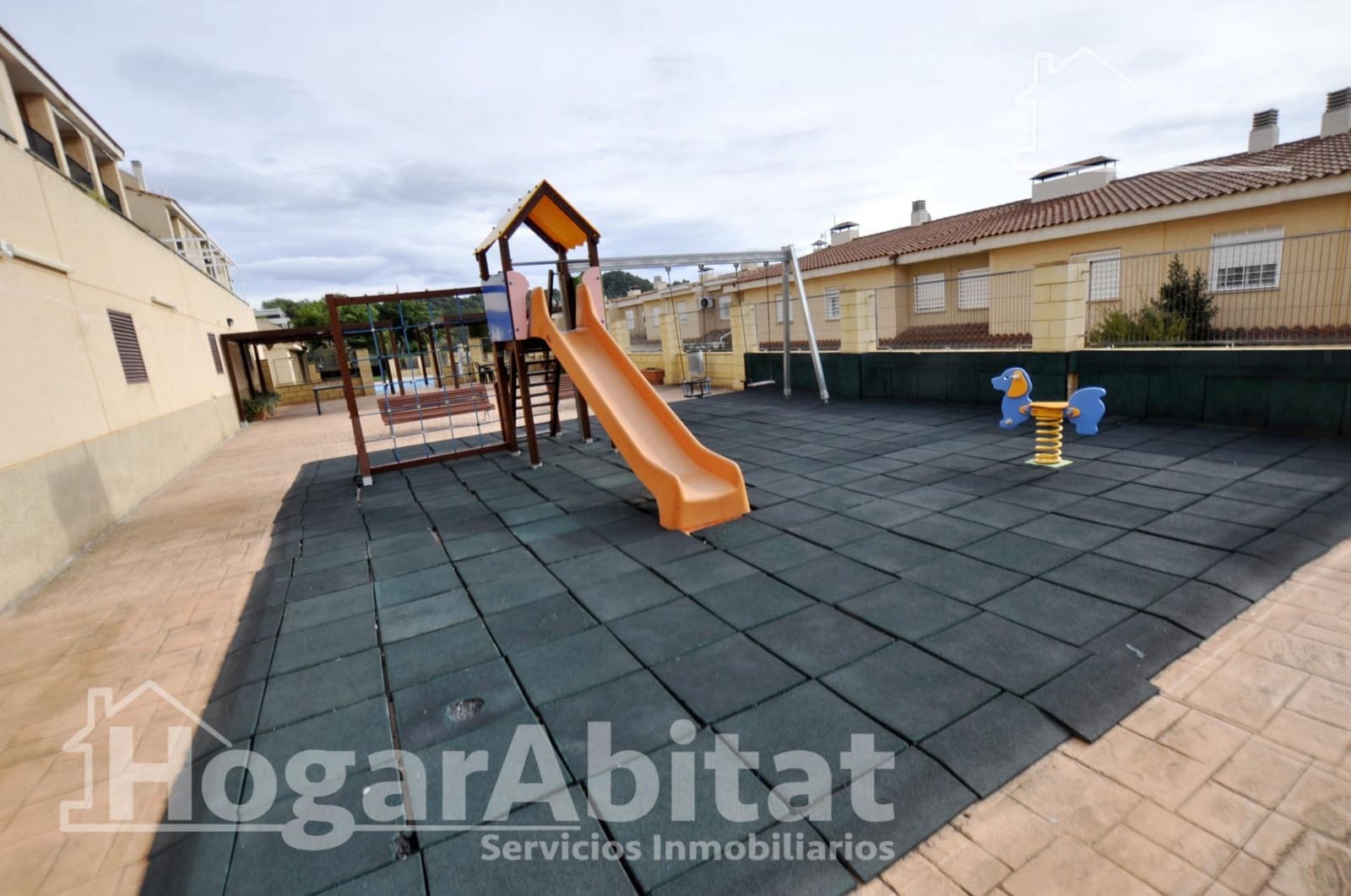 Piso de 2 habitaciones en Náquera en venta con piscina garaje - 170.000 € (Ref: 9485305)