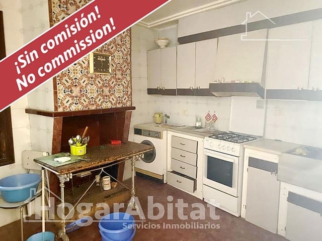 Casa de 8 habitaciones en Pavías en venta - 120.000 € (Ref: 9485380)