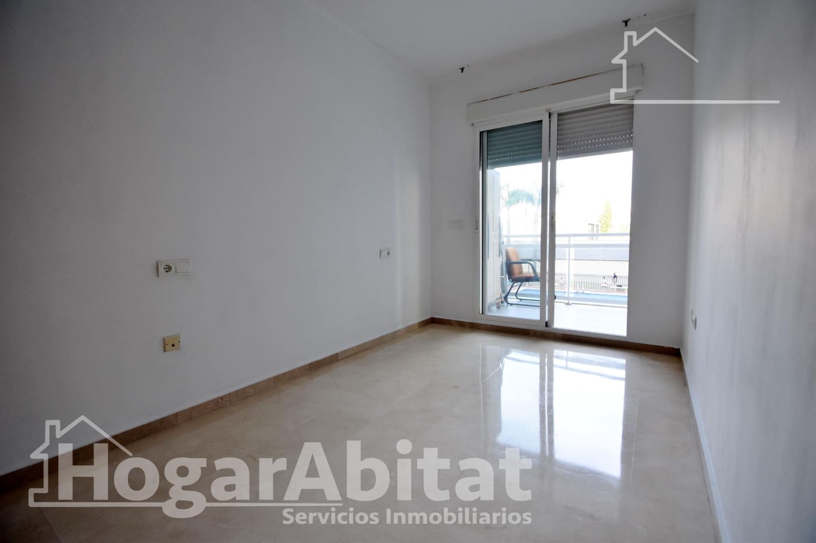 2 bedroom Flat for sale in Gandia with pool - € 235,000 (Ref: 9488370)