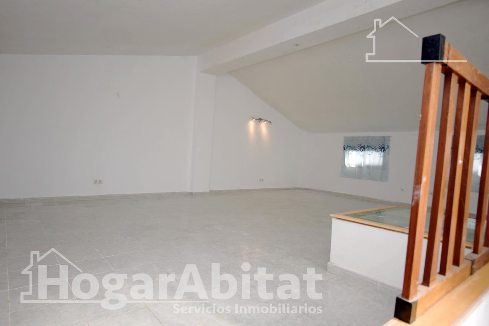 5 soveværelse Byhus til salg i Benaguasil med garage - € 289.000 (Ref: 9488373)