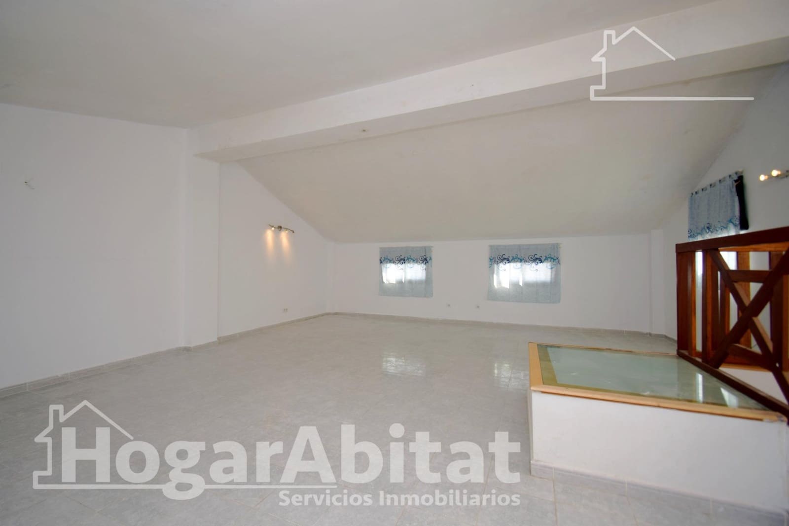 5 soveværelse Byhus til salg i Benaguasil med garage - € 289.000 (Ref: 9488373)