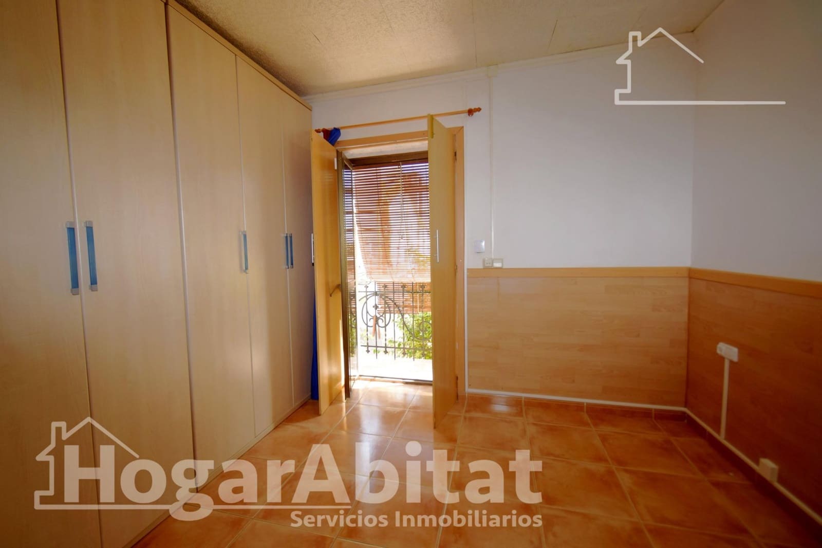 5 soveværelse Byhus til salg i Benaguasil med garage - € 289.000 (Ref: 9488373)