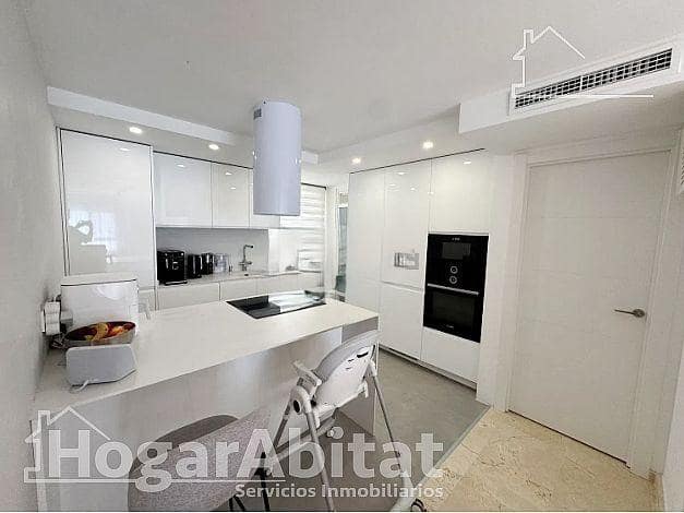 Piso de 4 habitaciones en Valterna, Paterna en venta con piscina garaje - 474.000 € (Ref: 9491481)