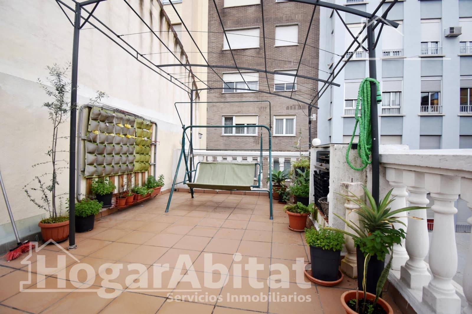 5 bedroom Townhouse for sale in Castello de la Plana - € 260,000 (Ref: 9491485)