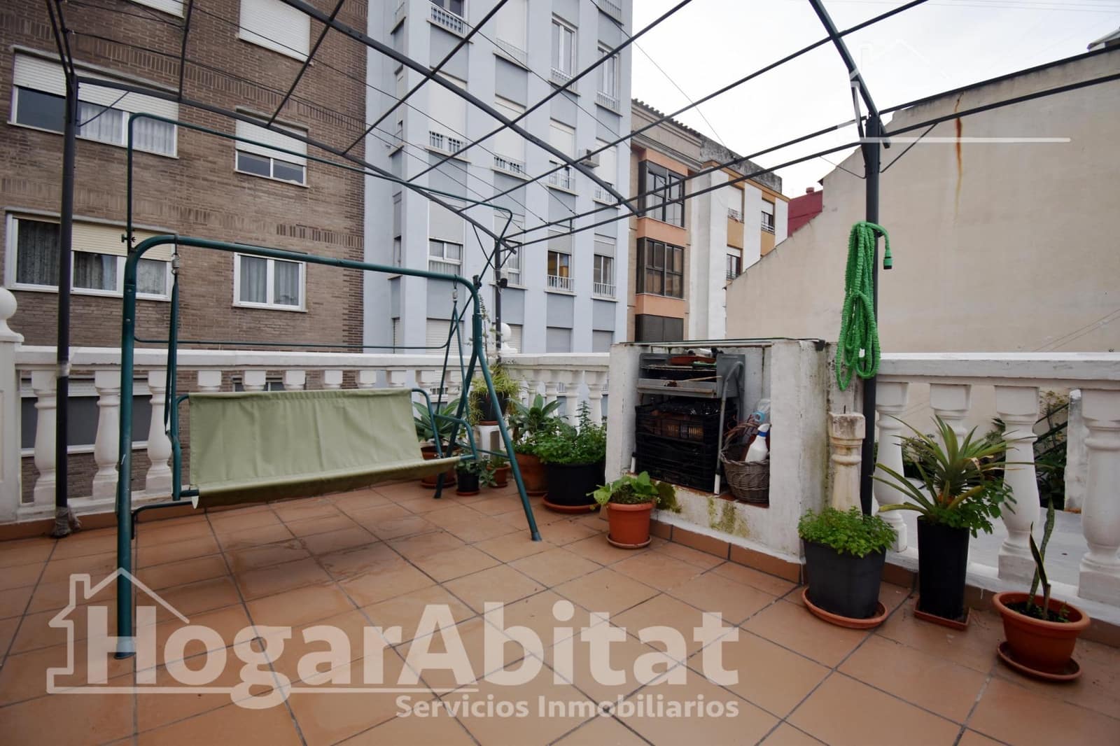 5 bedroom Townhouse for sale in Castello de la Plana - € 260,000 (Ref: 9491485)