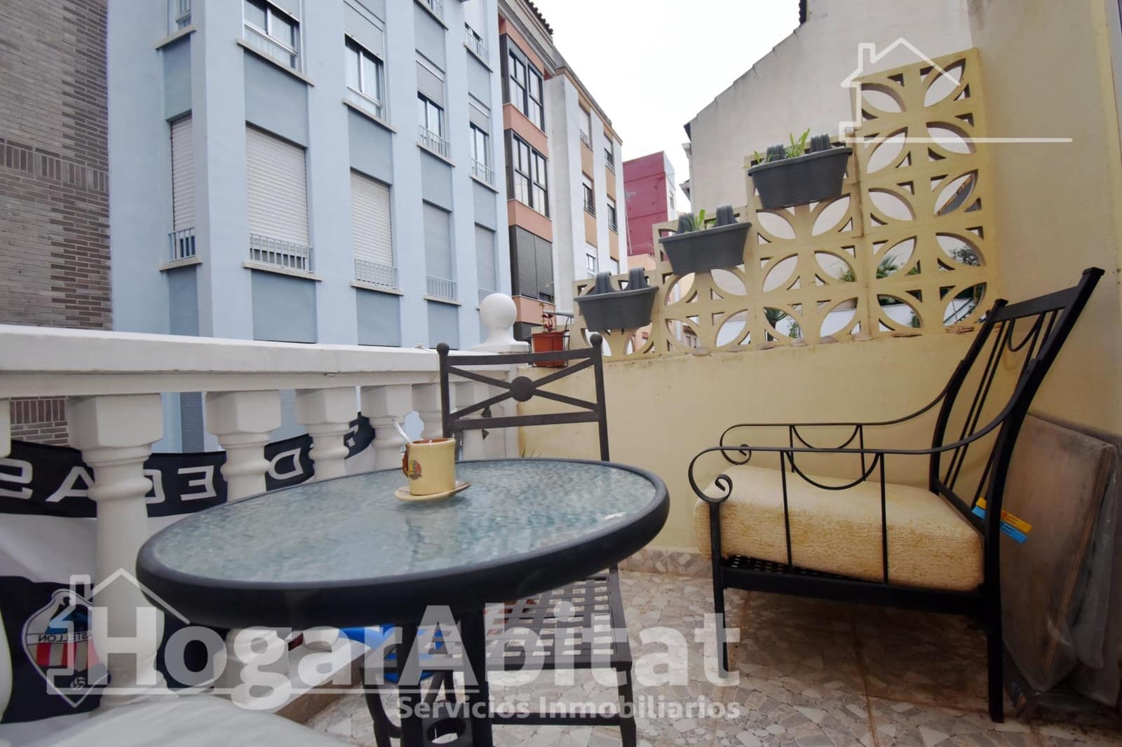 5 bedroom Townhouse for sale in Castello de la Plana - € 260,000 (Ref: 9491485)