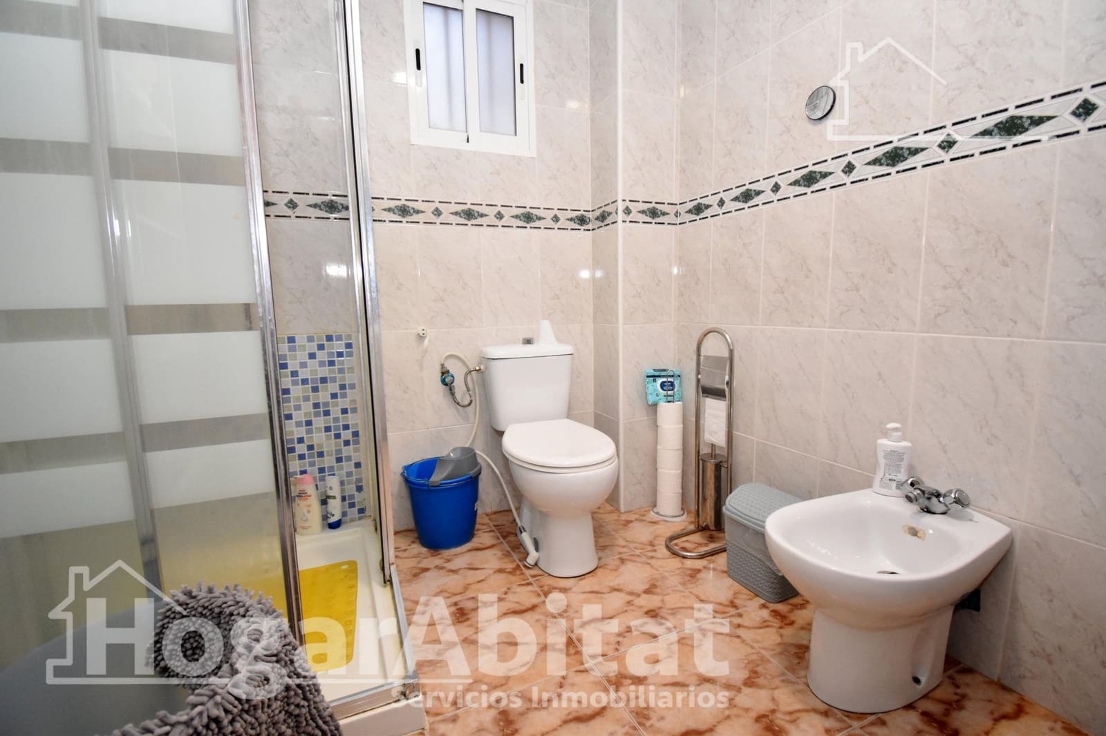 5 bedroom Townhouse for sale in Castello de la Plana - € 260,000 (Ref: 9491485)