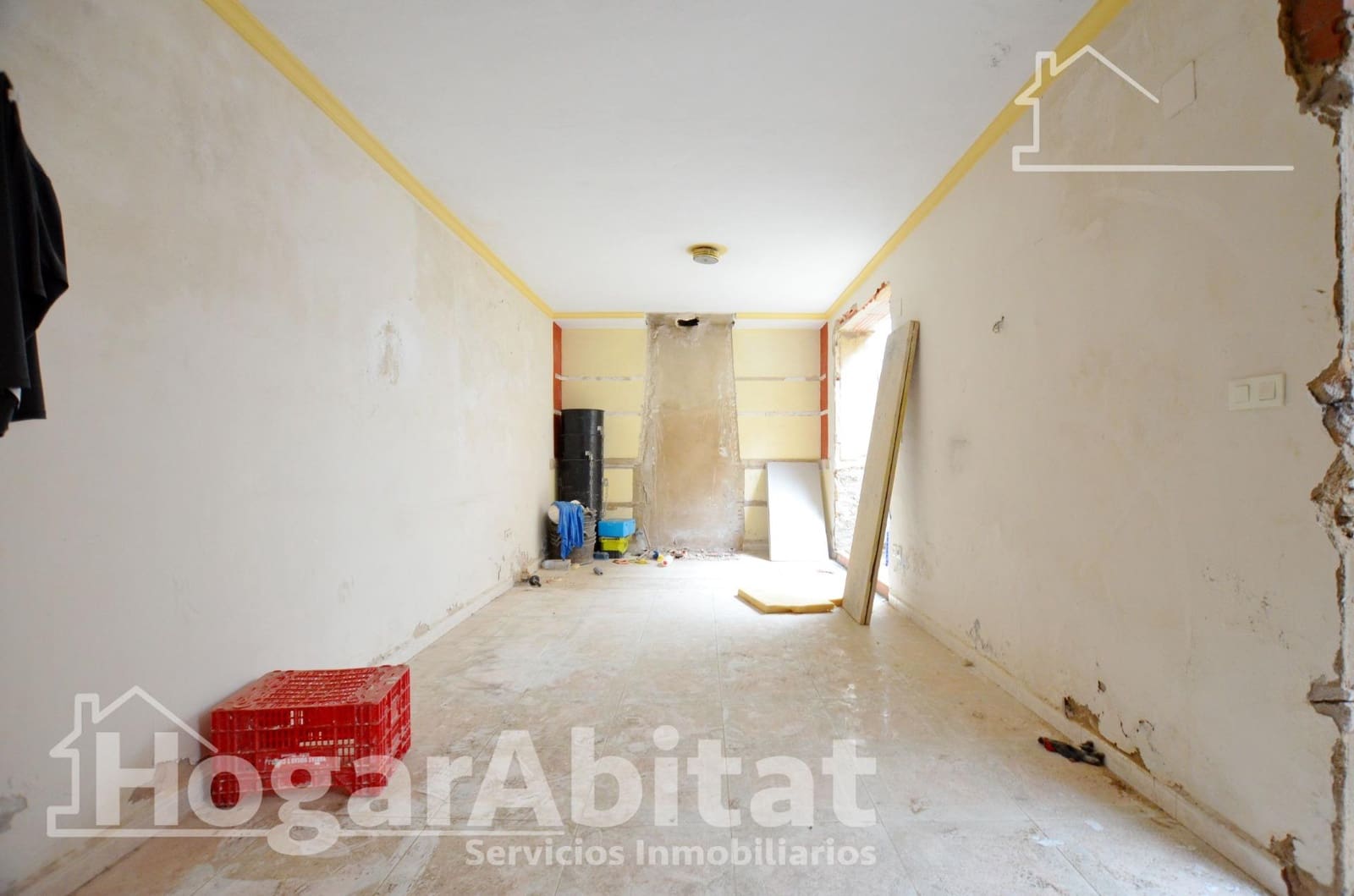 Townhouse for sale in Piles with garage - € 160,000 (Ref: 9491486)