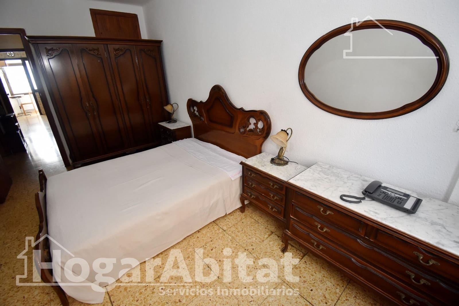 4 bedroom Flat for sale in Castello de la Plana - € 190,000 (Ref: 9494681)