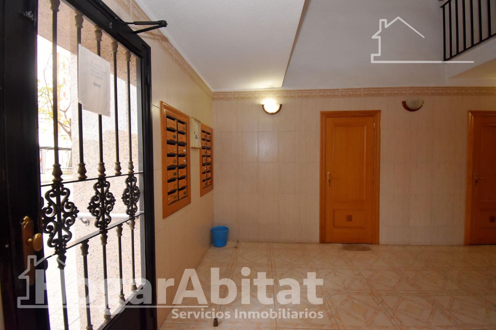 4 bedroom Flat for sale in Castello de la Plana - € 190,000 (Ref: 9494681)