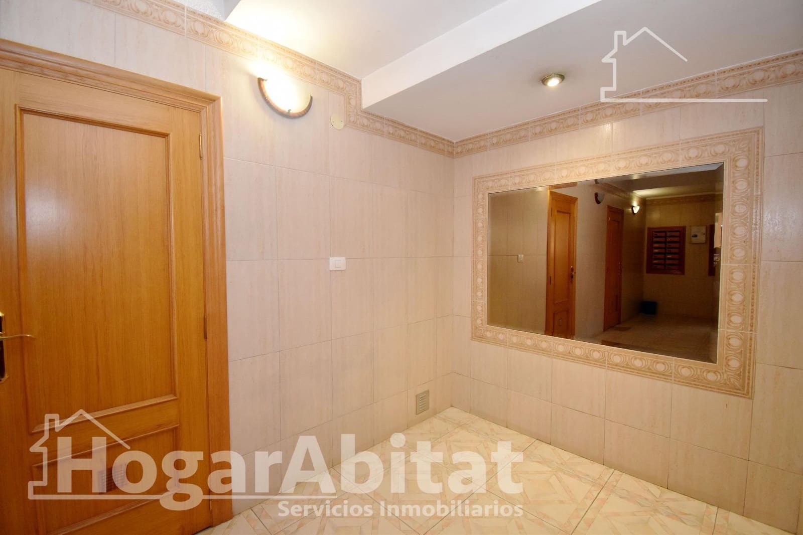 4 bedroom Flat for sale in Castello de la Plana - € 190,000 (Ref: 9494681)