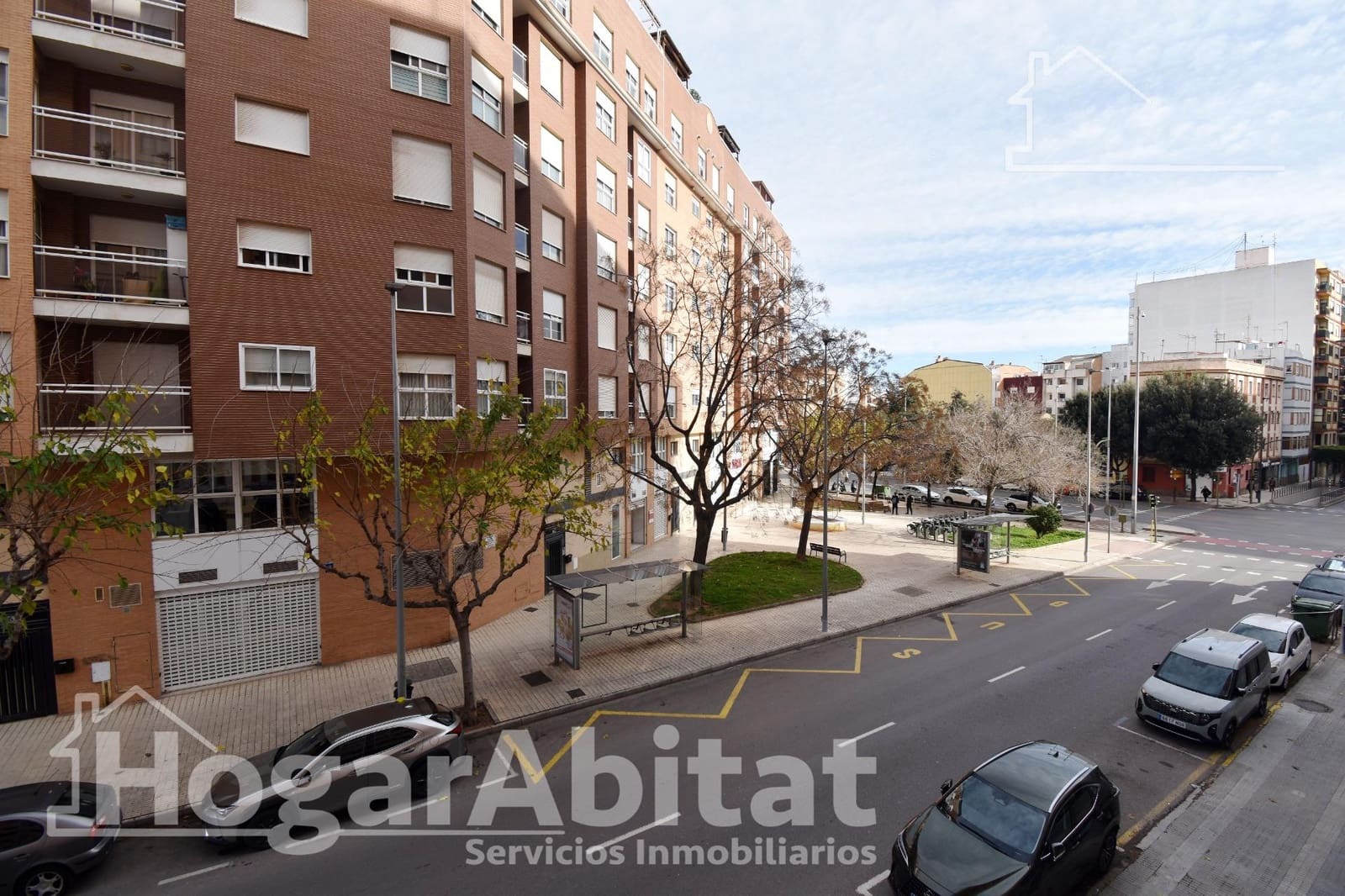 4 bedroom Flat for sale in Castello de la Plana - € 190,000 (Ref: 9494681)