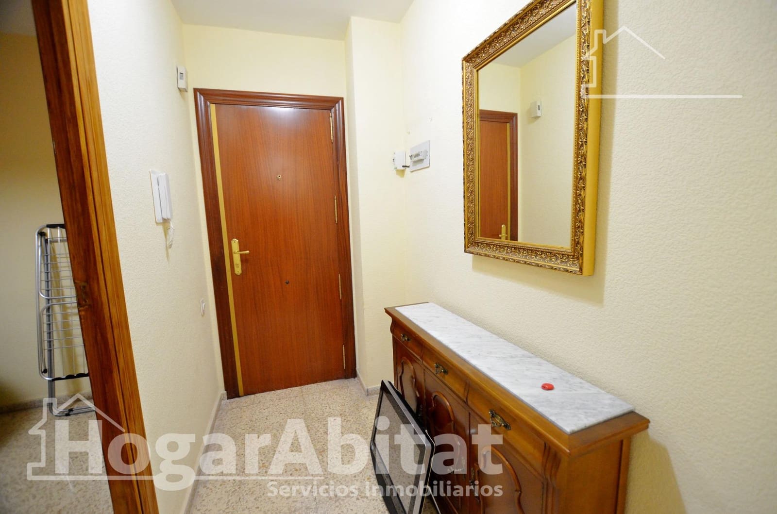 Piso de 4 habitaciones en Alicante / Alacant ciudad en venta con garaje - 225.000 € (Ref: 9494682)