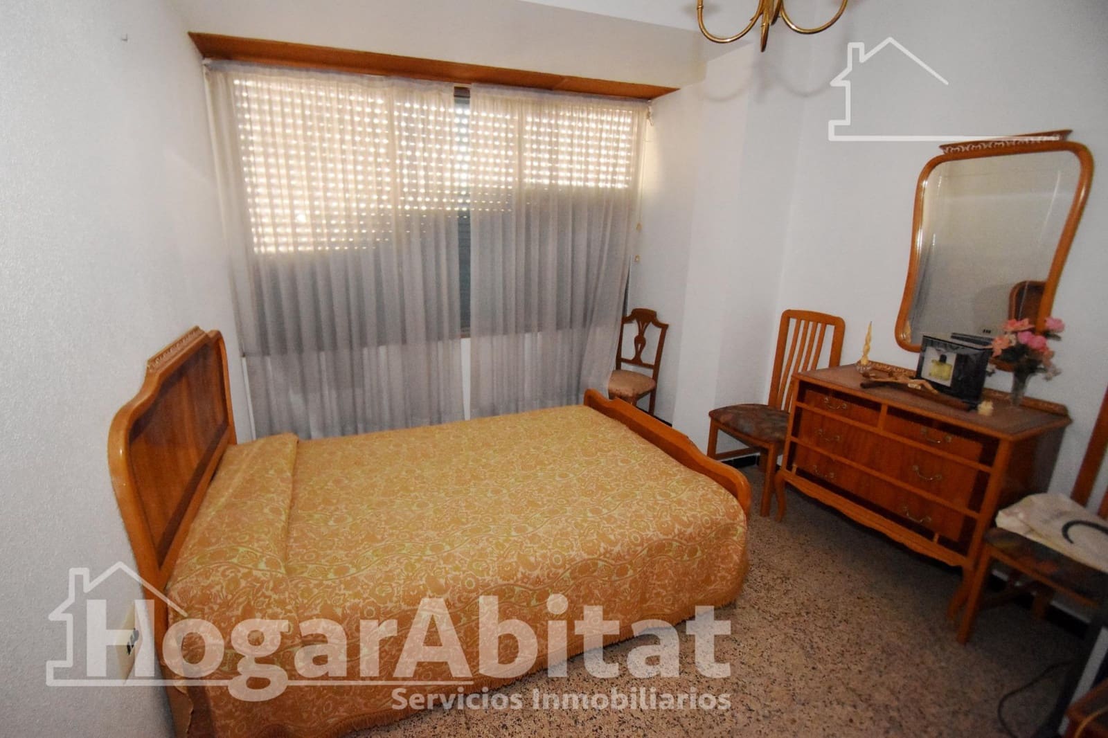 Piso de 5 habitaciones en Onda en venta - 100.000 € (Ref: 9494683)