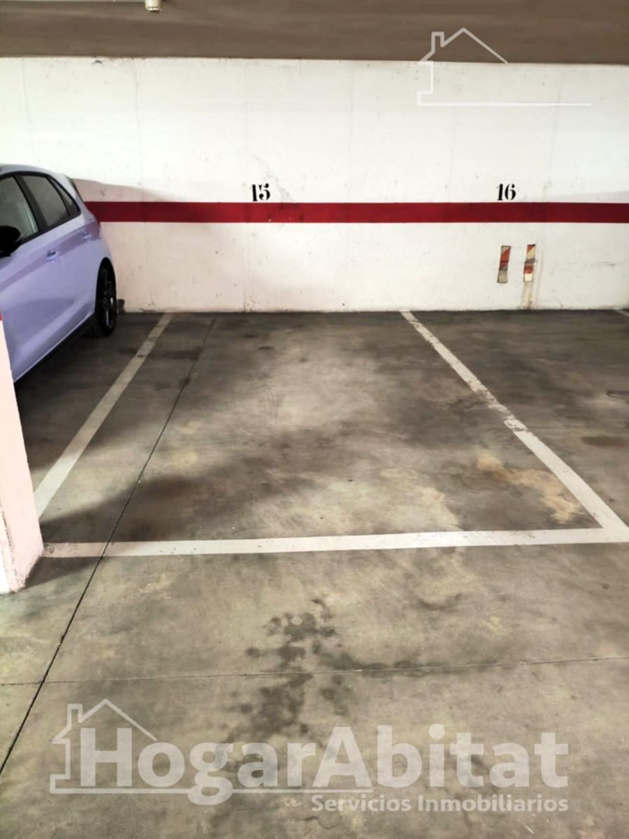 3 slaapkamer Flat te koop in Castello de la Plana met garage - € 210.000 (Ref: 9494684)