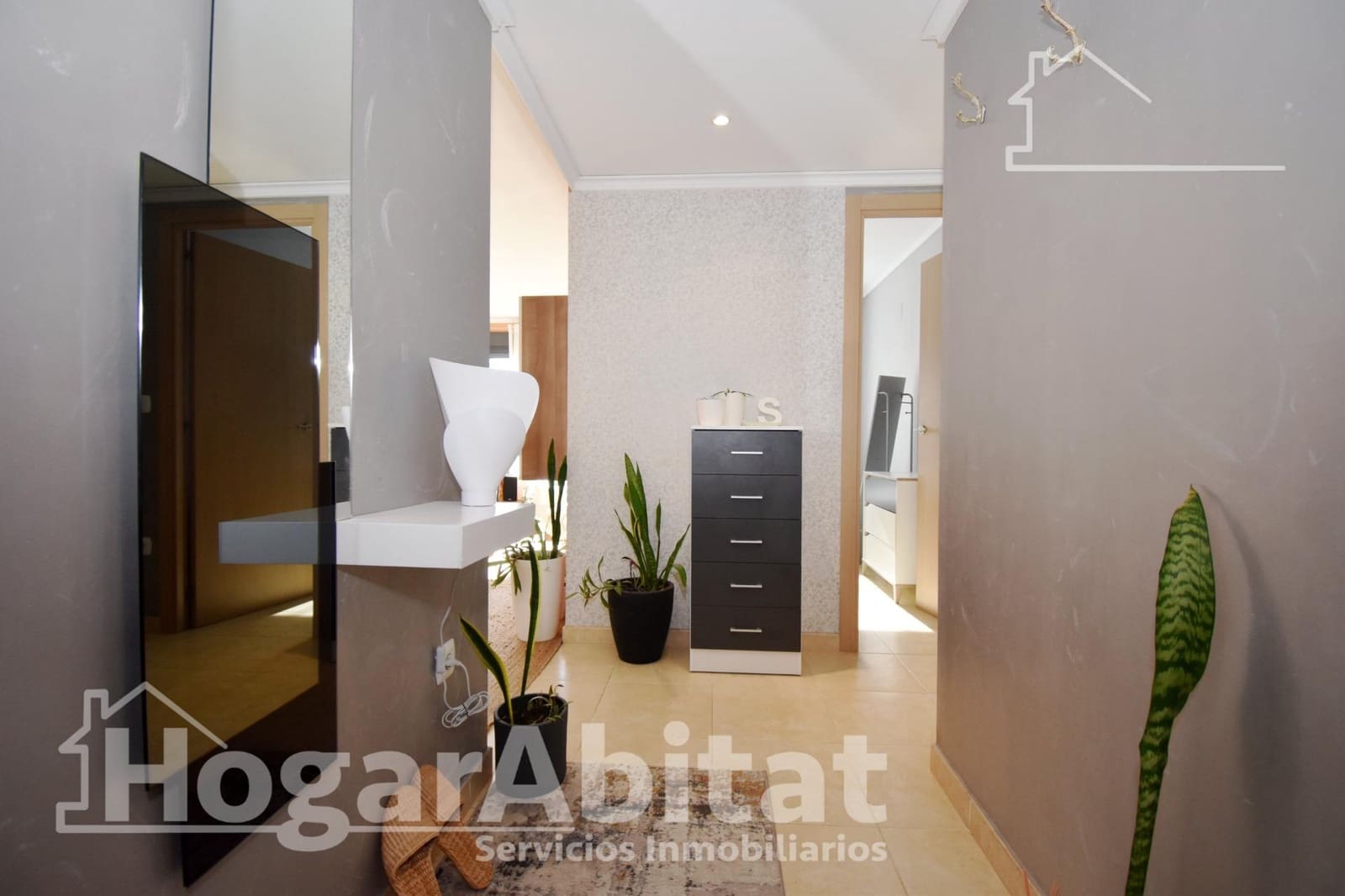 3 slaapkamer Flat te koop in Castello de la Plana met garage - € 210.000 (Ref: 9494684)
