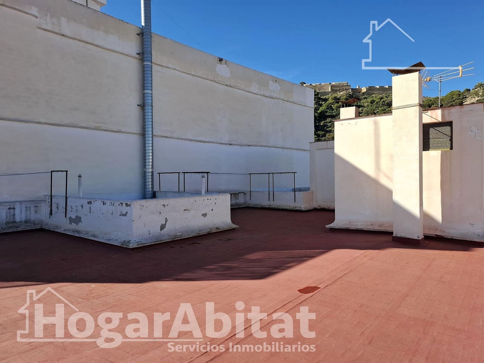 4 bedroom Flat for sale in Alicante / Alacant city with garage - € 390,000 (Ref: 9502417)