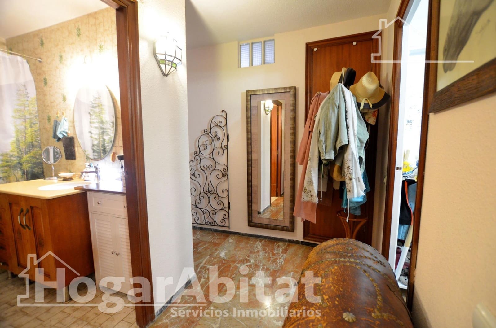 4 bedroom Flat for sale in Alicante / Alacant city with garage - € 390,000 (Ref: 9502417)