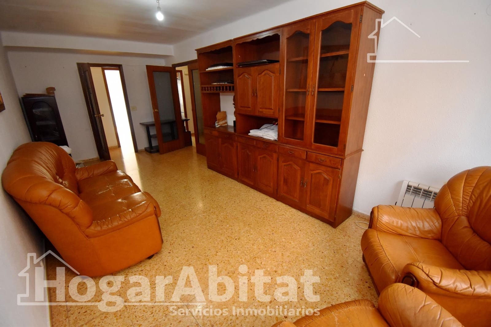 4 bedroom Flat for sale in Castello de la Plana - € 190,000 (Ref: 9502425)