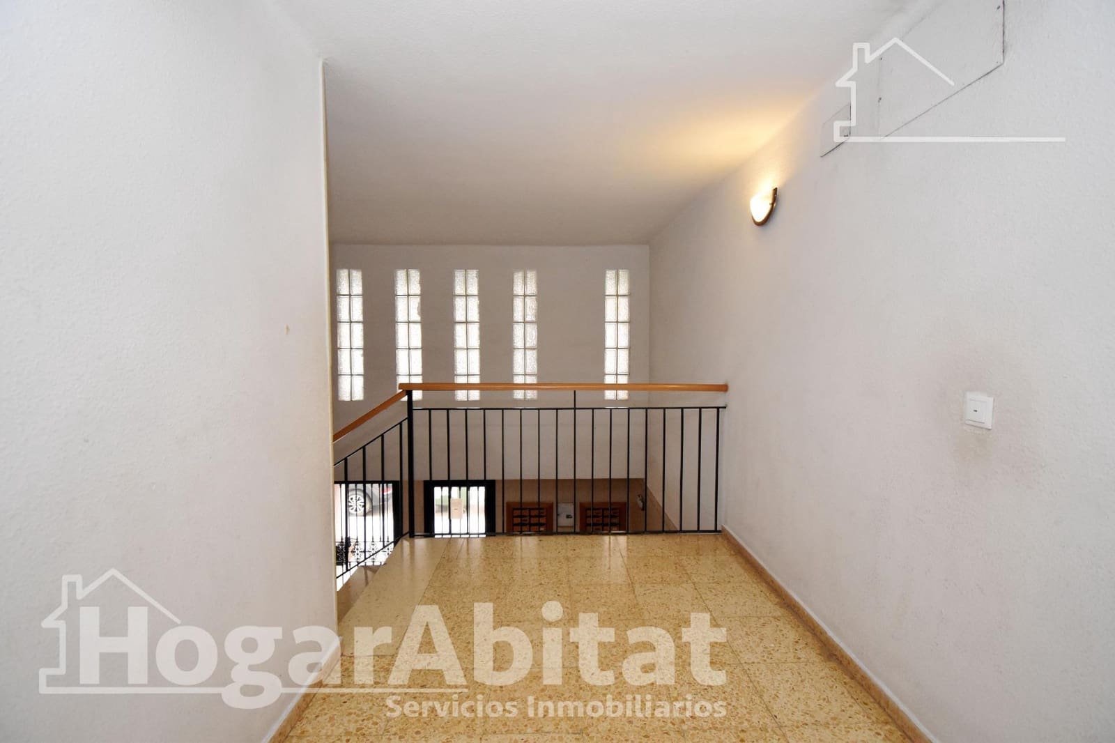 4 bedroom Flat for sale in Castello de la Plana - € 190,000 (Ref: 9502425)