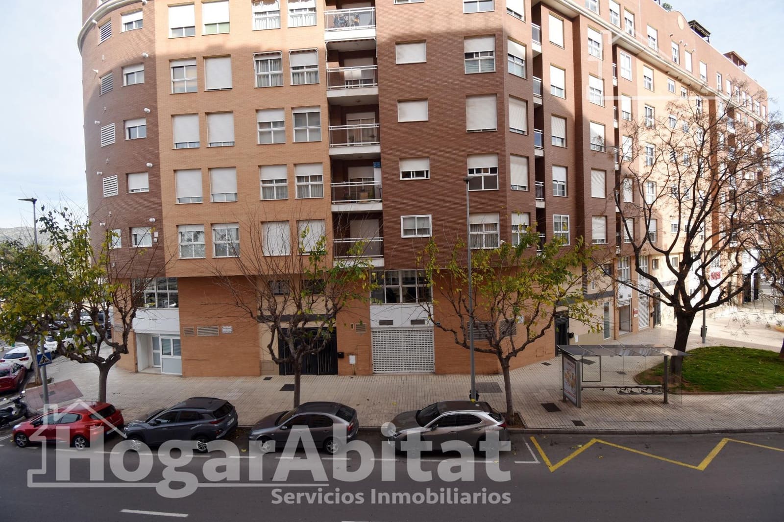 4 bedroom Flat for sale in Castello de la Plana - € 190,000 (Ref: 9502425)