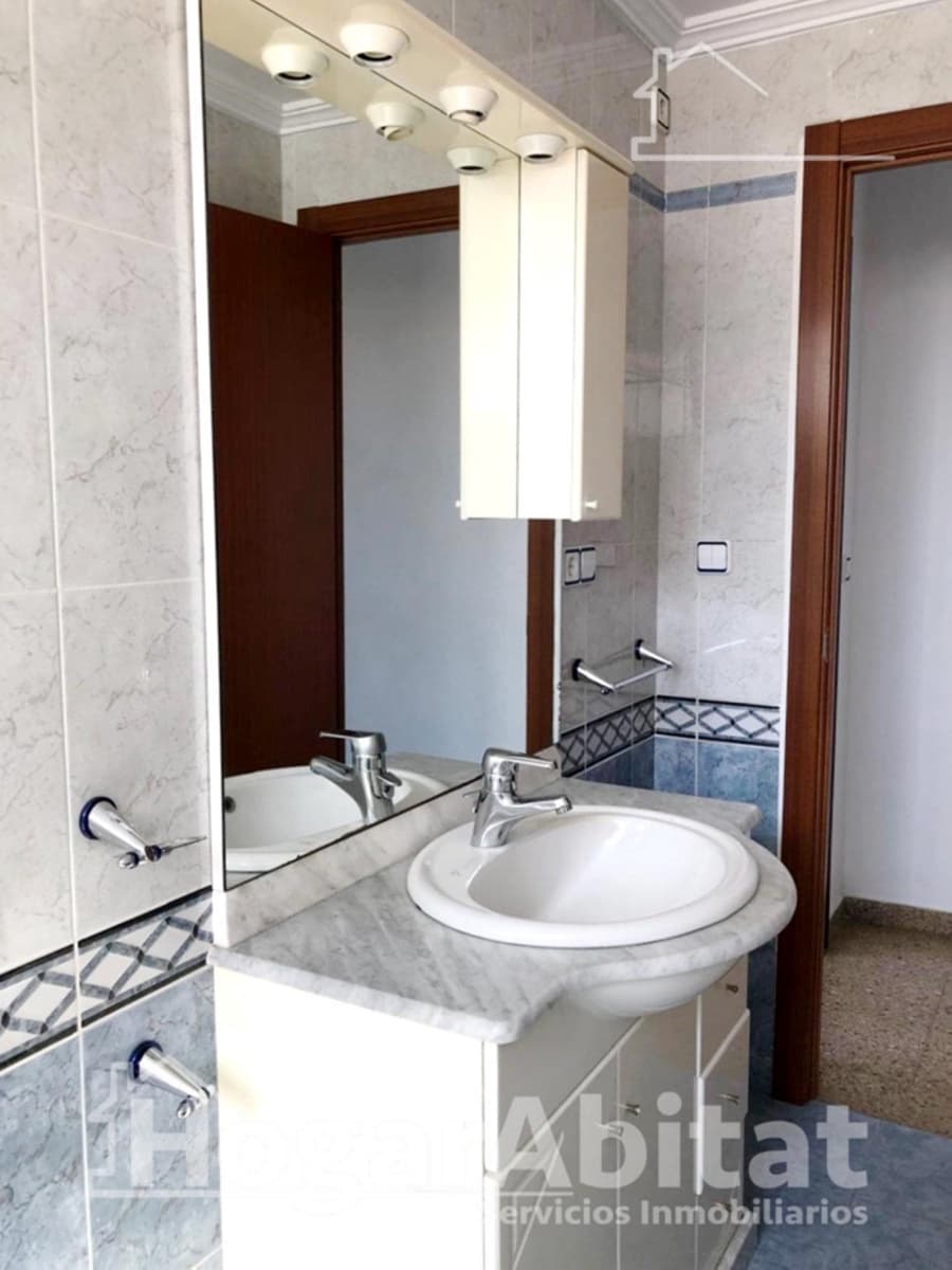 3 makuuhuone Asunto myytävänä paikassa Torrent - 180 000 € (Ref: 9502431)