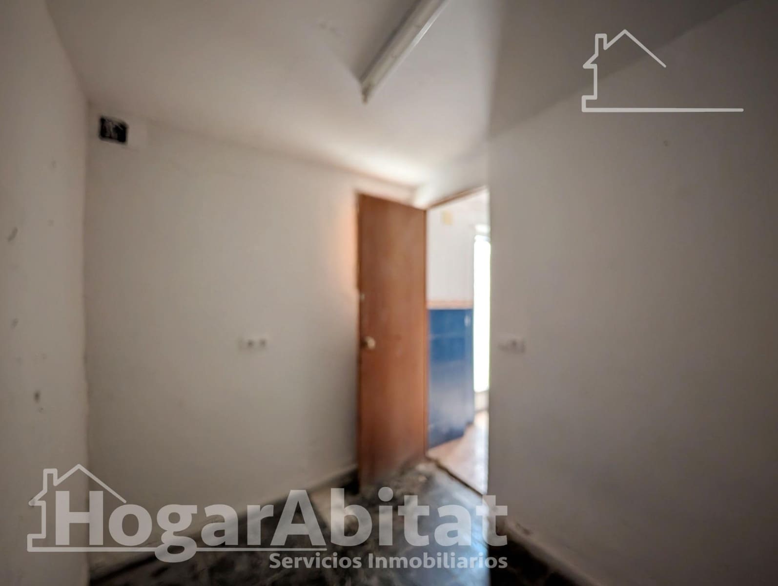 4 bedroom Townhouse for sale in Alicante / Alacant city - € 157,000 (Ref: 9502437)